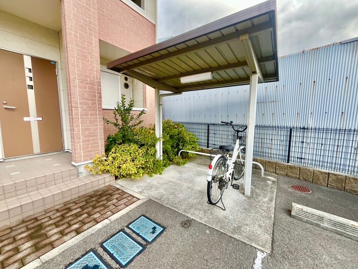 メゾンアイリスの物件外観写真