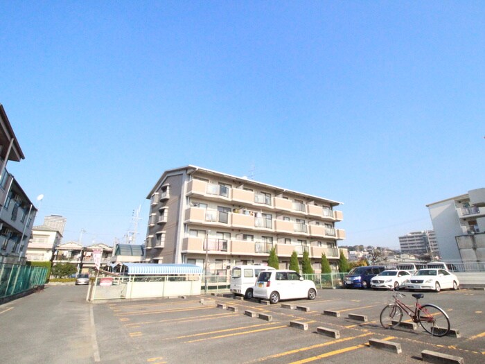 レクサスＫＯＲＩの物件外観写真