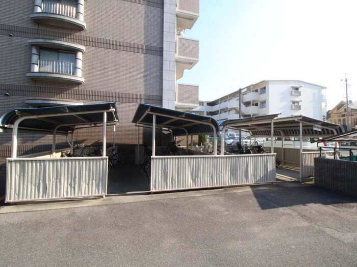 レクサスＫＯＲＩの物件外観写真