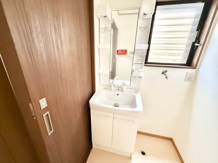 寝屋川市高宮新町戸建の物件内観写真