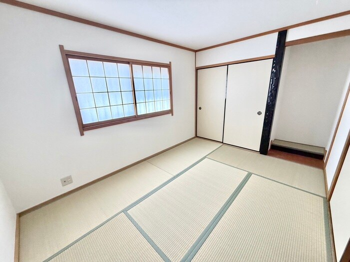 寝屋川市高宮新町戸建の物件内観写真