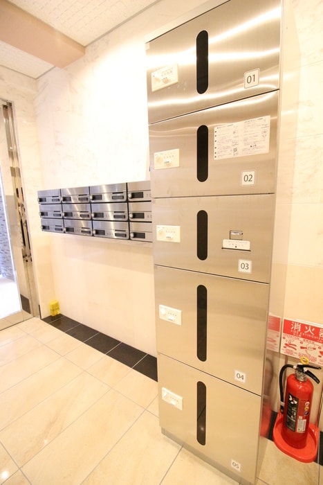 グランディール烏丸の物件外観写真