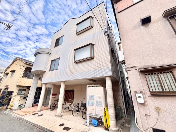 コスモハイツの物件外観写真