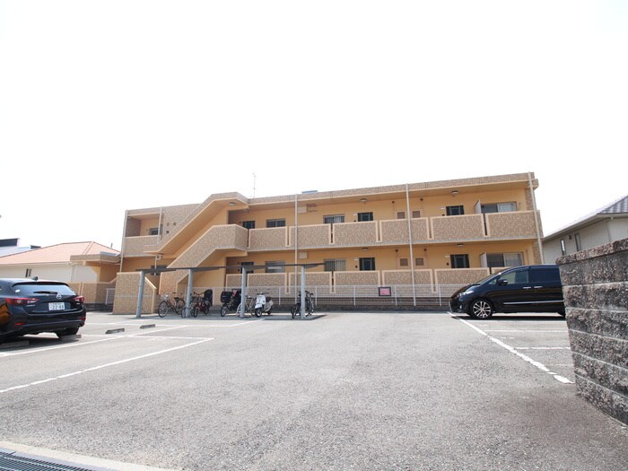 サンフォレストの物件外観写真