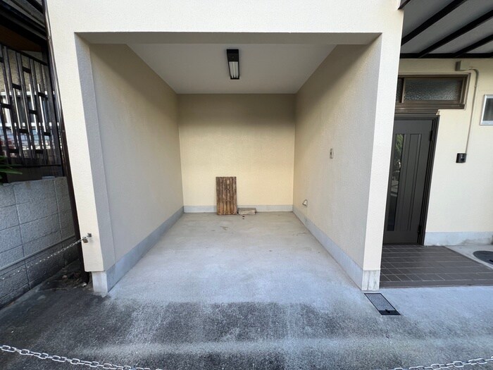 東新町２丁目戸建ての物件外観写真