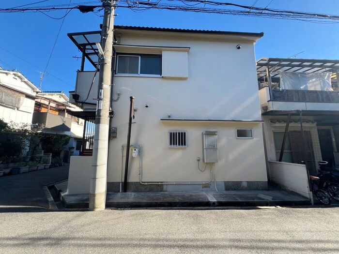 東新町２丁目戸建ての物件外観写真