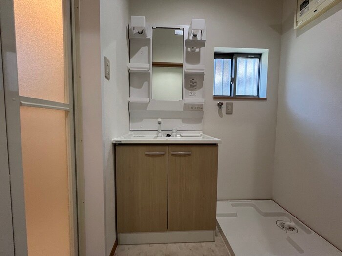 東新町２丁目戸建ての物件内観写真