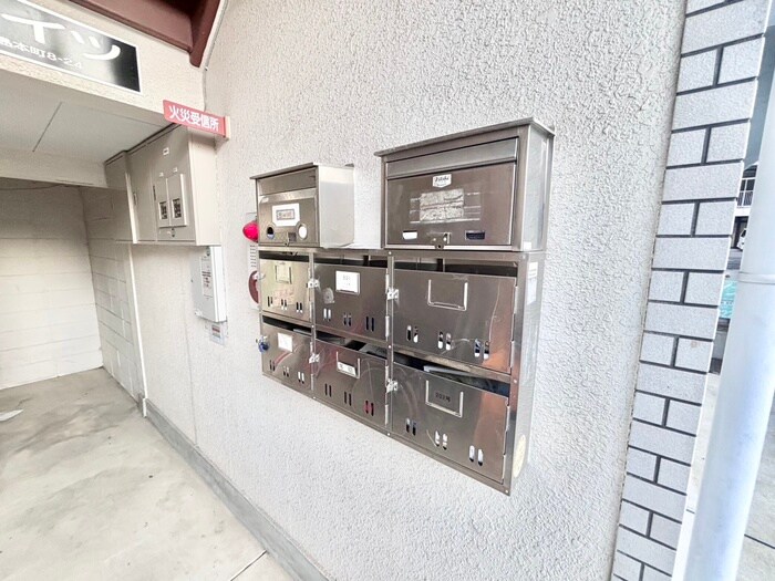 寿ハイツの物件外観写真