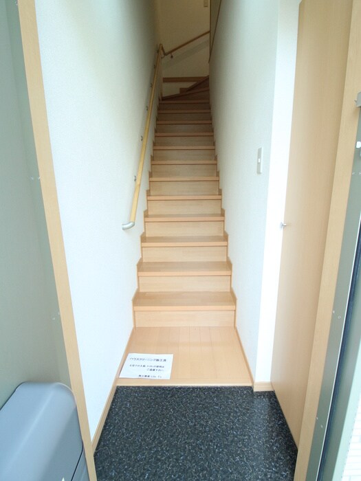 アムールLusterの物件内観写真