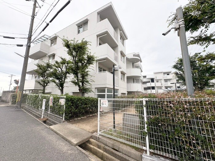 ハイマート舞子坂(201)の物件外観写真