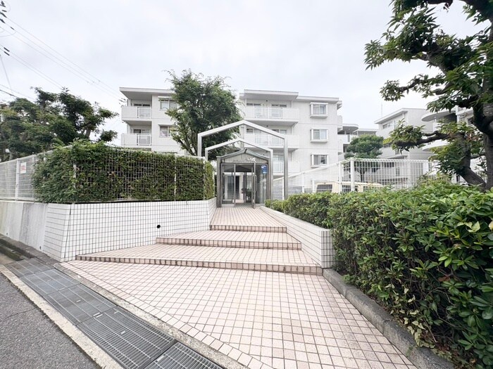 ハイマート舞子坂(201)の物件外観写真