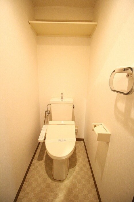 ﾗｲｵﾝｽﾞﾏﾝｼｮﾝ四条堀川(301)の物件内観写真