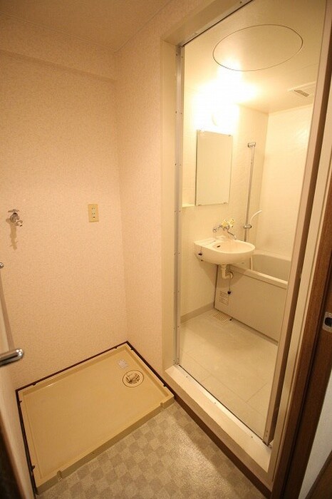 ﾗｲｵﾝｽﾞﾏﾝｼｮﾝ四条堀川(301)の物件内観写真