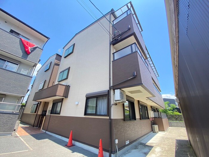 ミル・グリシーヌⅡの物件外観写真