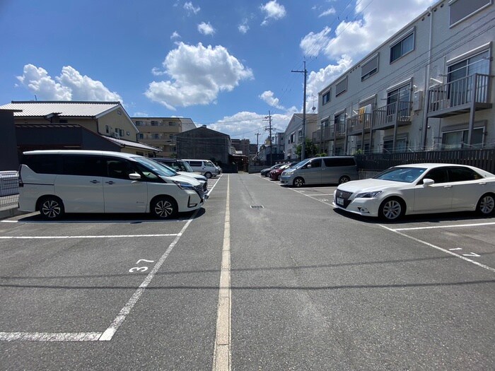 ミル・グリシーヌⅡの物件外観写真