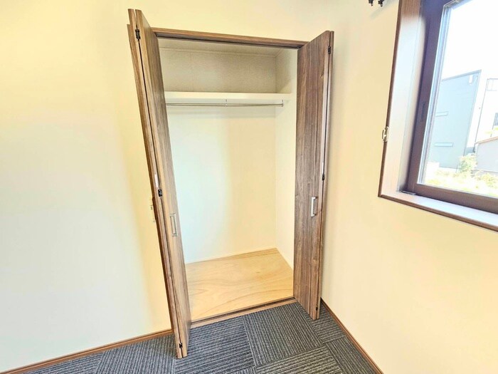 ミル・グリシーヌⅡの物件内観写真