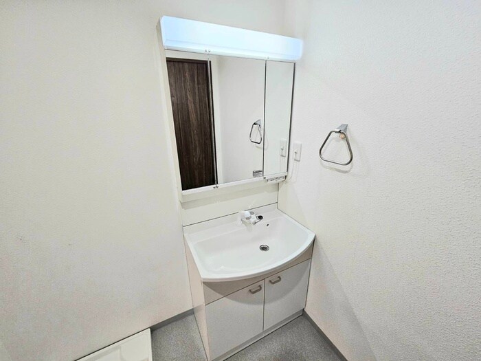 ミル・グリシーヌⅡの物件内観写真