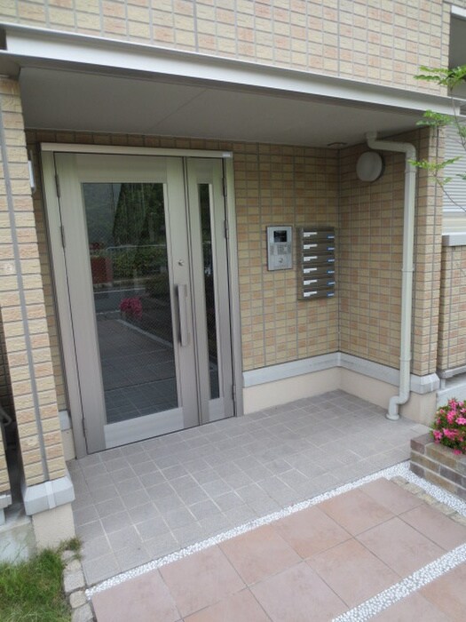 ストラ－ダの物件外観写真