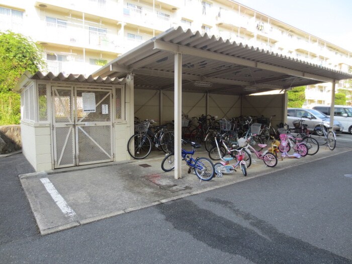 公社清和台住宅20号棟（202）の物件外観写真