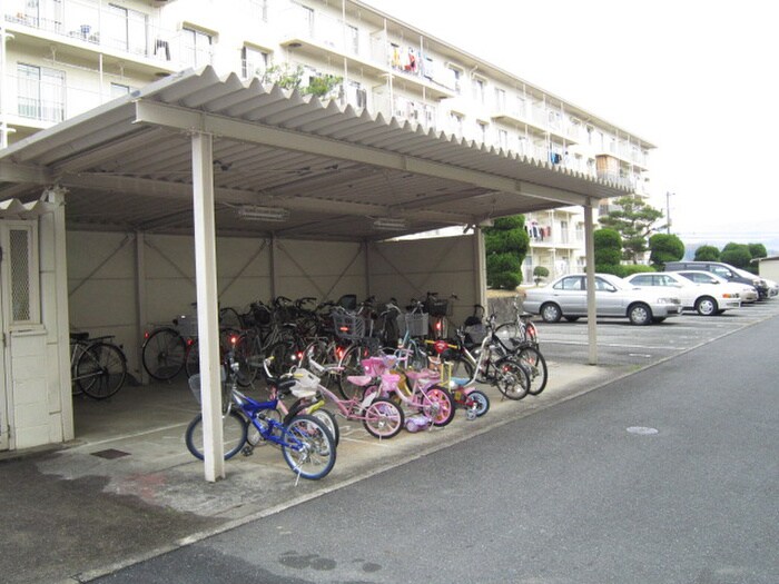 公社清和台住宅20号棟（202）の物件外観写真