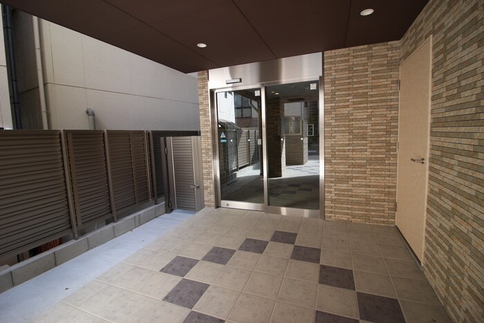 ワコーレヴィータ鷹取駅前の物件外観写真