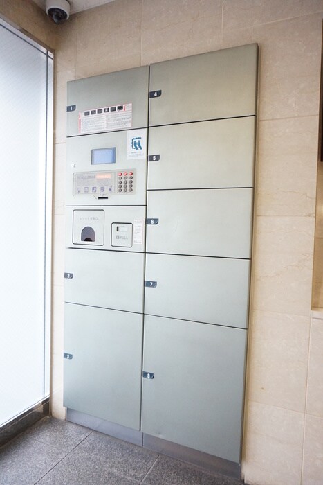 ドミトリィ御池の物件外観写真