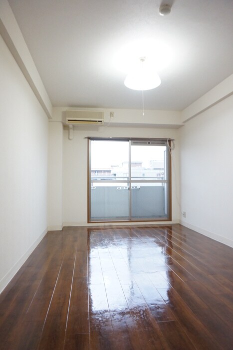 ドミトリィ御池の物件内観写真