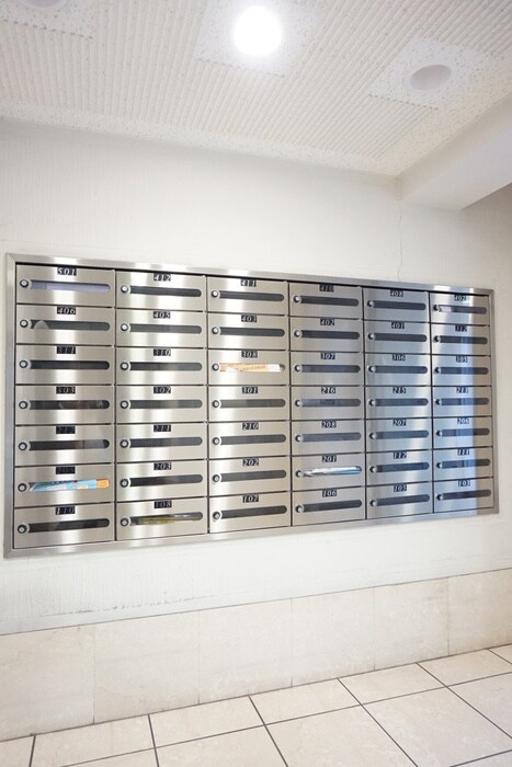 ドミトリィ御池の物件外観写真