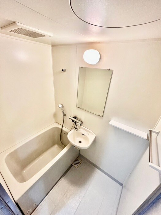 ドミトリィ御池の物件内観写真