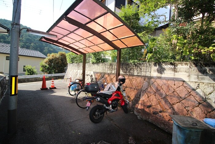 杉の木荘の物件外観写真