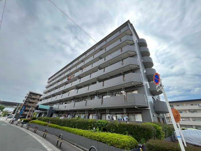 メゾン　プルミエールの物件外観写真