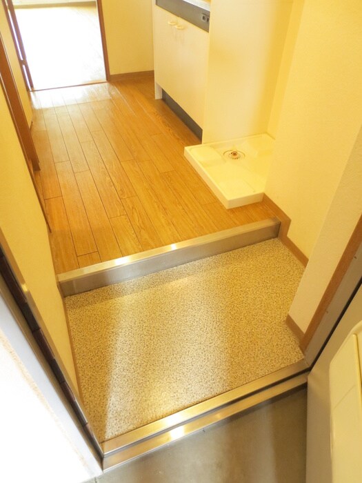 コモド嵯峨の物件内観写真