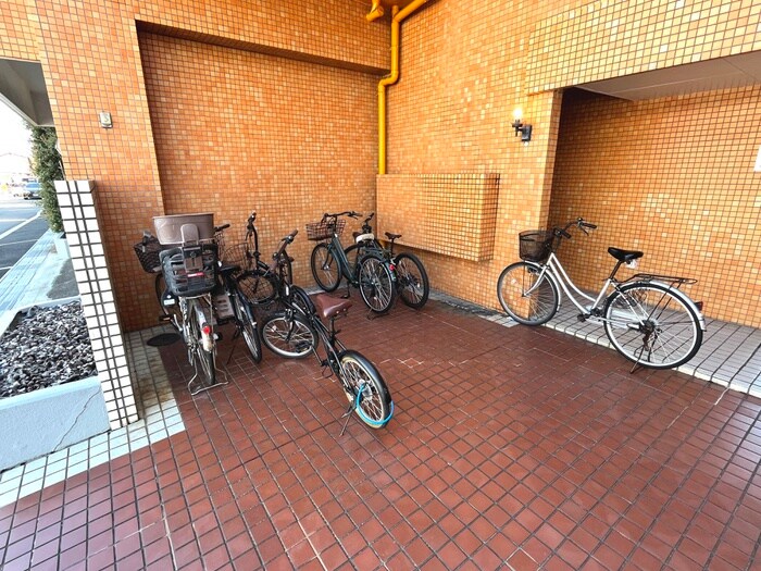 サンアーバン西田町の物件外観写真