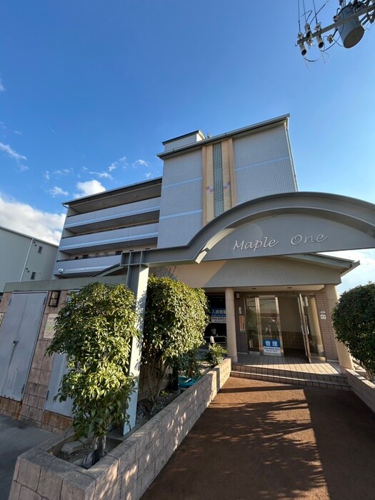 メイプルワンの物件外観写真