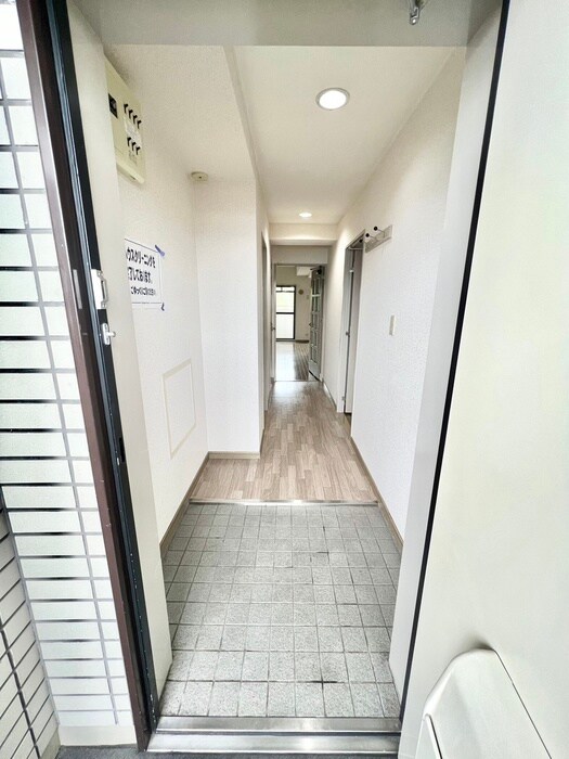 ロイヤル鶴見の物件内観写真