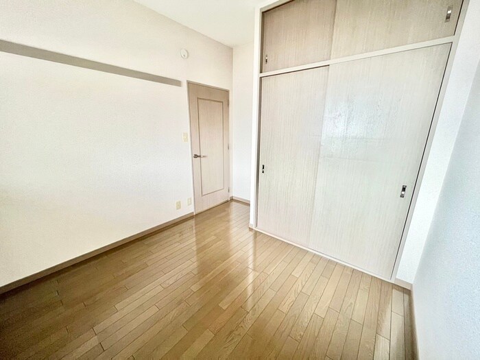 ロイヤル鶴見の物件内観写真