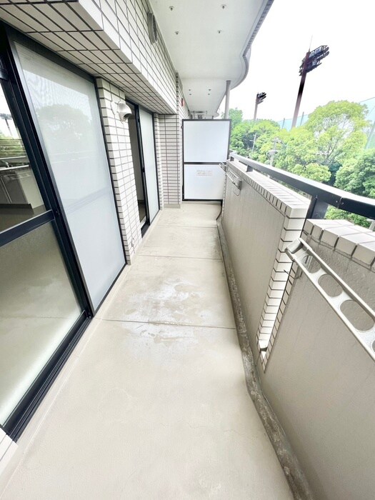 ロイヤル鶴見の物件内観写真