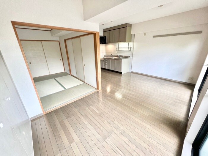 ロイヤル鶴見の物件内観写真