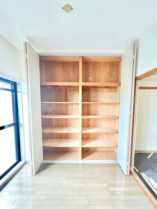 ロイヤル鶴見の物件内観写真