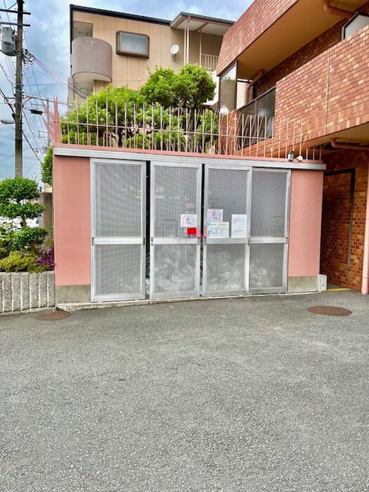 メゾンドヴィオレットの物件外観写真