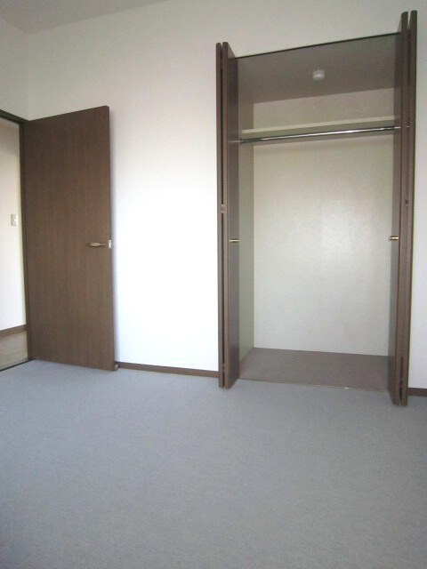 EAST　NAGAREの物件内観写真