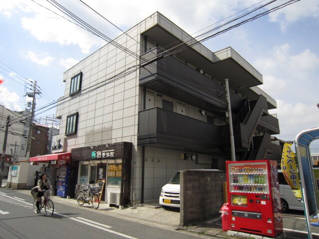 プランド－ル春日丘の物件外観写真