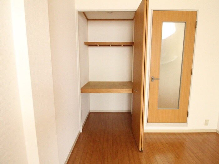 プランド－ル春日丘の物件内観写真