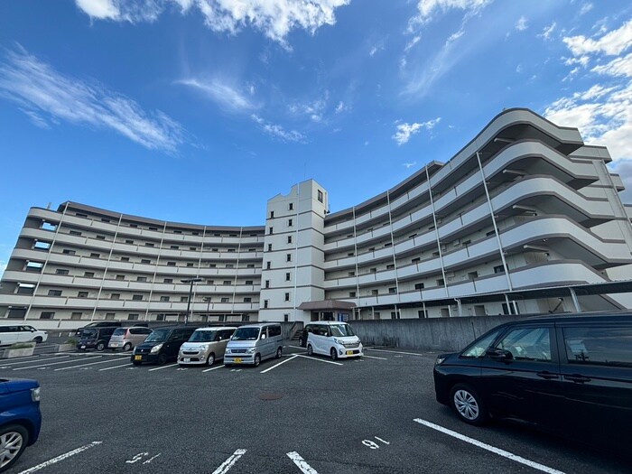 エスポアール岩根の物件外観写真