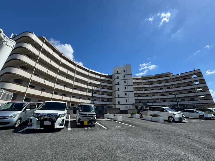 エスポアール岩根の物件外観写真