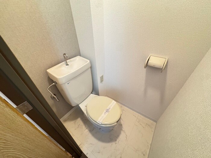 エスポアール岩根の物件内観写真