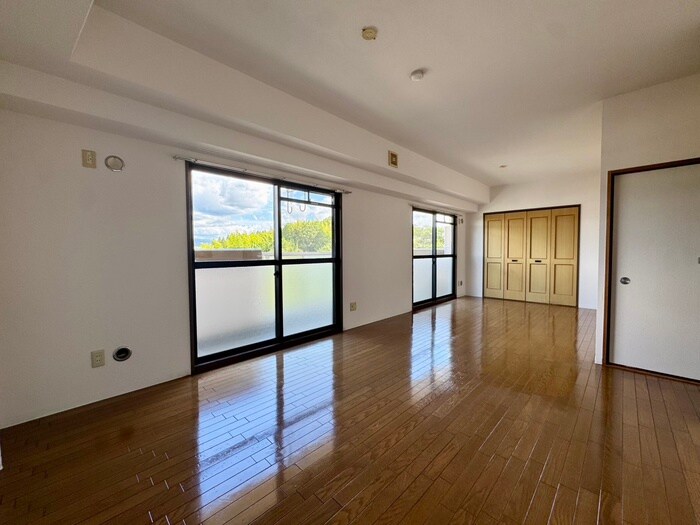 エスポアール岩根の物件内観写真