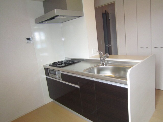 フォ－ルズマリュ－ドの物件内観写真