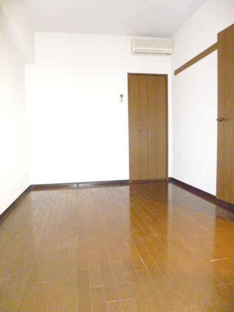 プレミエｰルクラーテの物件内観写真