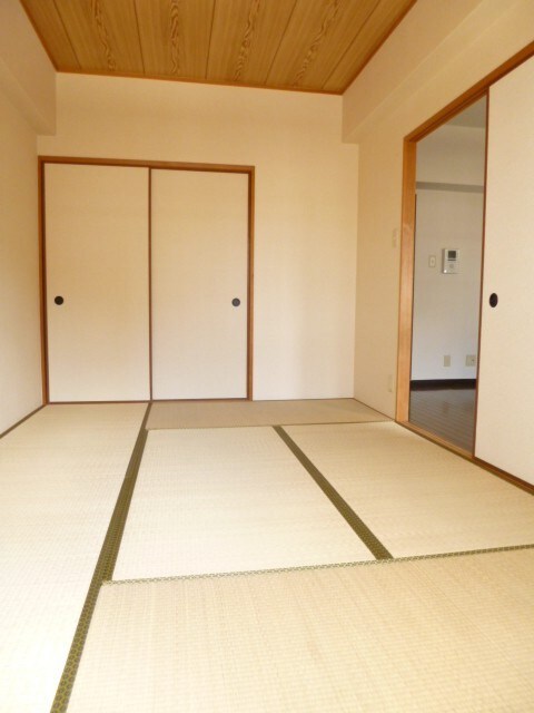 プレミエｰルクラーテの物件内観写真